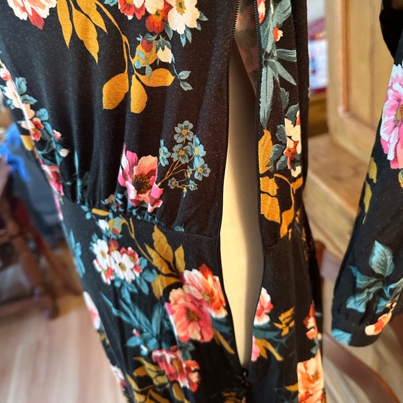 LOFT Open Back Black Floral Long-Sleeve Mini Dress Pink & Teal Accents size 14 - Picture 15 of 16